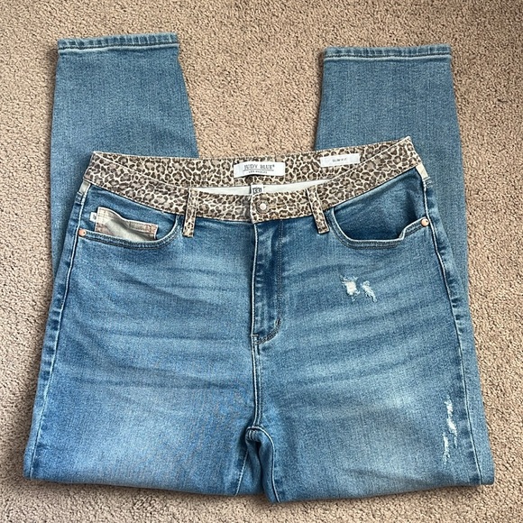 Judy Blue Camo and Leopard Jeans - Picture 2 of 10